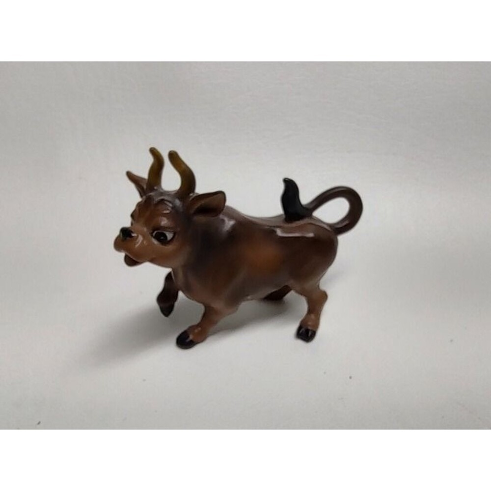 Vintage Josef Originals Cartoon Bull Cow Ceramic Figurine 3"x2-1/2"tall